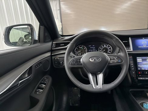 Certified 2025 INFINITI QX55 Luxe w/ Cargo Package image 11