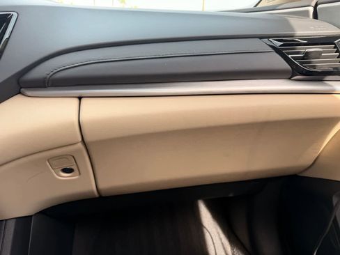 Used 2024 Acura RDX SH-AWD w/ Technology Package image 18