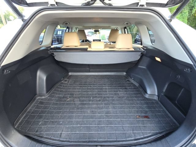 Used 2019 Toyota RAV4 XLE Premium FWD image 14