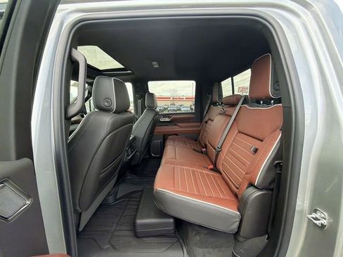 New 2026 GMC Sierra 2500 Denali Ultimate AWD/4WD image 19
