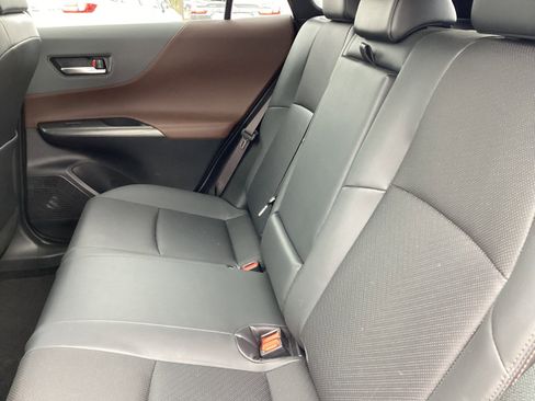 Used 2021 Toyota Venza Limited w/ Advanced Technology Package image 13