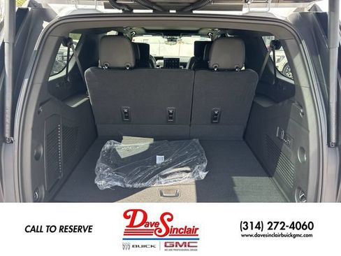 New 2026 GMC Yukon XL Denali w/ Denali Reserve Package AWD/4WD image 25