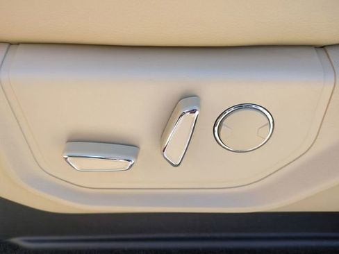 Used 2018 Ford F250 Lariat w/ Chrome Package image 22