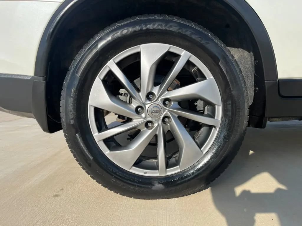 Used 2015 Nissan Rogue SL w/ SL Premium Package FWD image 49