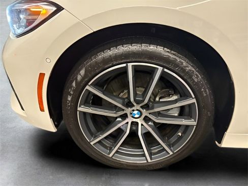 Used 2020 BMW 330i xDrive Sedan w/ Convenience Package image 25