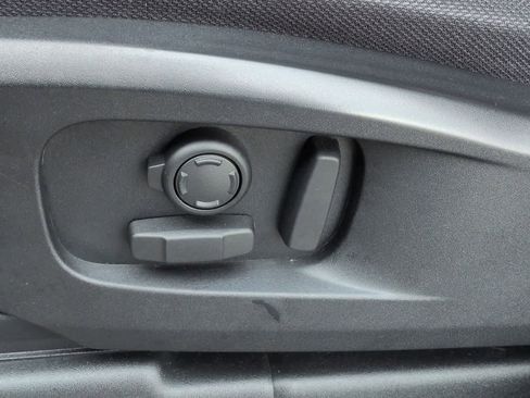 Used 2020 Land Rover Defender 110 X image 17