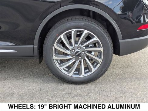 New 2025 Lincoln Corsair Reserve image 6