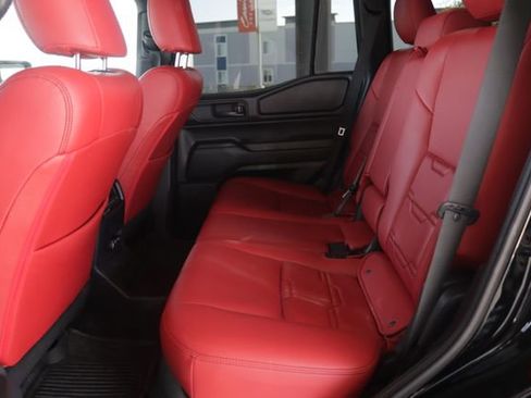 Used 2024 Toyota Land Cruiser image 31