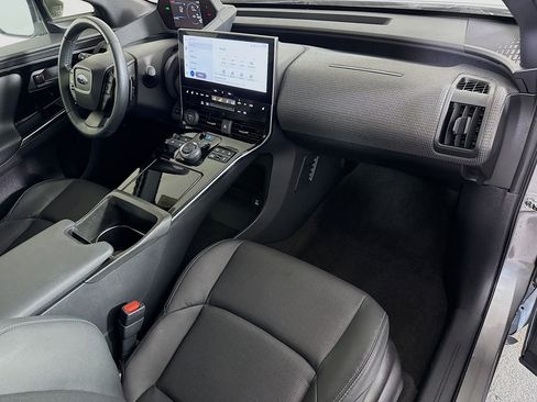 Used 2023 Subaru Solterra AWD image 30