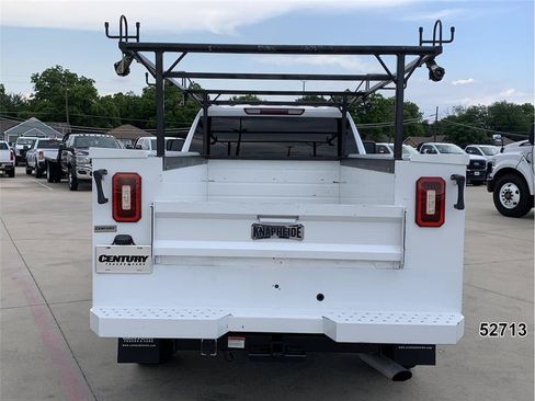 Used 2024 Chevrolet Silverado 2500 W/T w/ WT Convenience Package RWD image 7