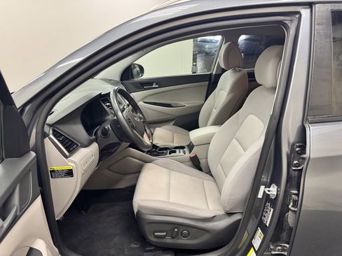 Used 2017 Hyundai Tucson Sport w/ Cargo Package image 14