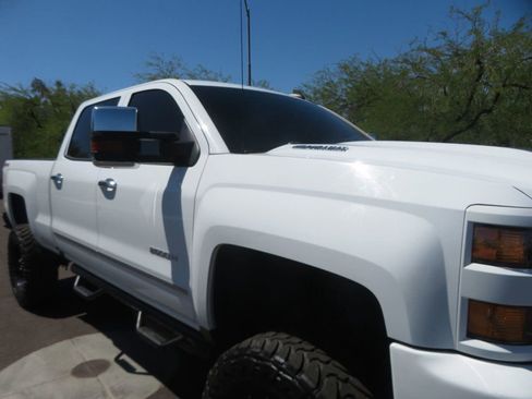 Used 2018 Chevrolet Silverado 2500 LT w/ Custom Sport Edition image 9