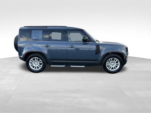 Used 2024 Land Rover Defender 110 S image 8