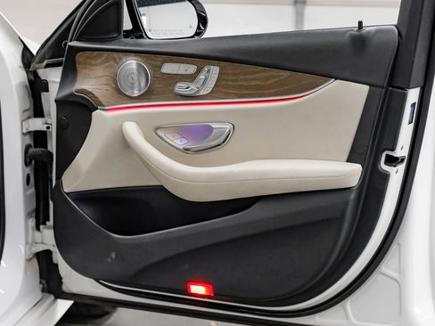 Used 2018 Mercedes-Benz E 300 w/ Premium 1 Package image 53