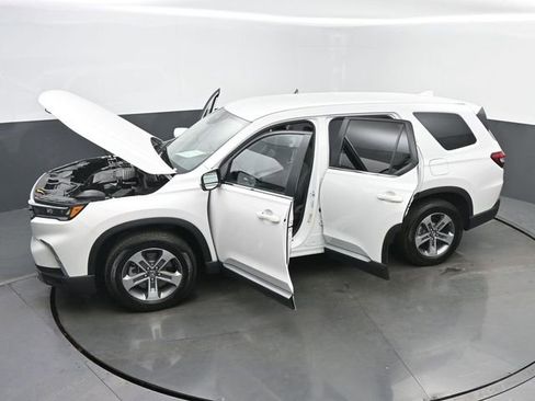 Used 2025 Honda Pilot EX-L image 65