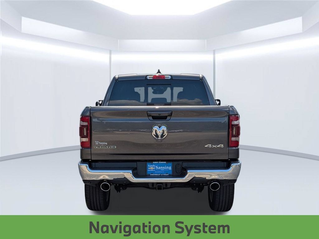 Used 2023 RAM 1500 Laramie AWD/4WD image 5