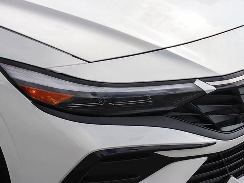 New 2026 Hyundai Elantra SEL Sport Premium image 4