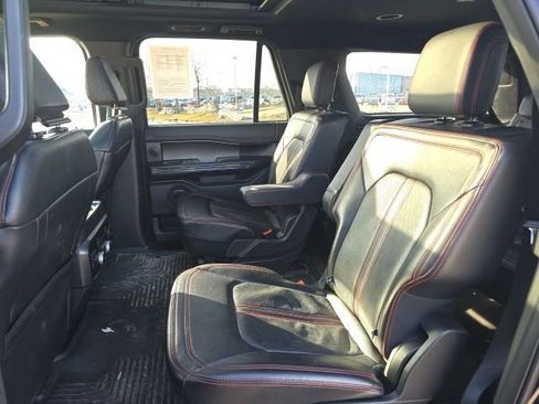 Used 2021 Ford Expedition Max Limited image 12
