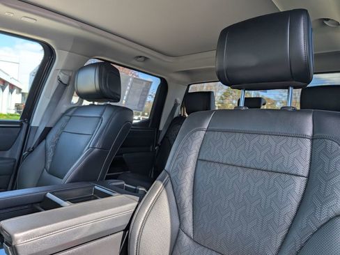 Used 2023 Toyota Tundra Limited AWD/4WD image 20