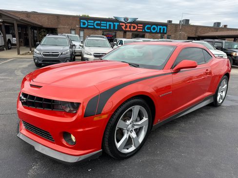 Used 2010 Chevrolet Camaro SS w/ LPO, Ground Effects Package RWD image 7