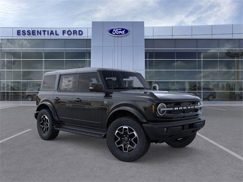 New 2025 Ford Bronco Outer Banks image 7