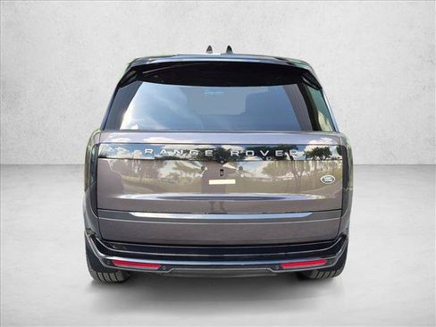 Certified 2023 Land Rover Range Rover Autobiography AWD/4WD image 7