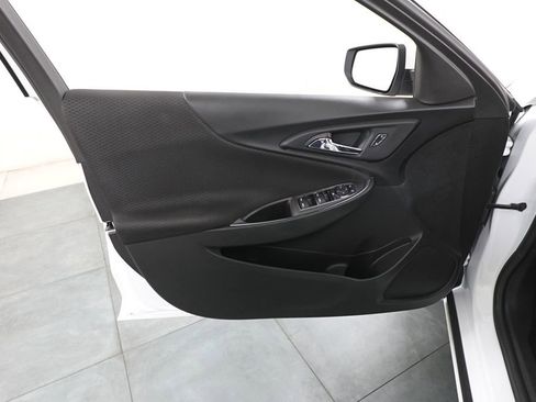 Used 2021 Chevrolet Malibu LT image 8