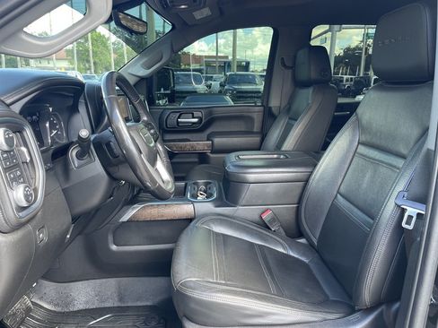 Used 2020 GMC Sierra 3500 Denali w/ Technology Package AWD/4WD image 19