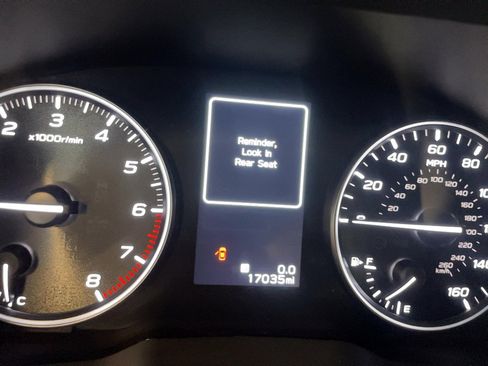 Used 2024 Subaru Legacy Premium AWD/4WD image 16