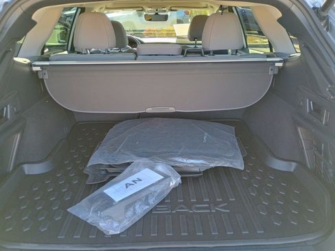 Certified 2025 Subaru Outback Premium w/ Popular Package #1A image 18