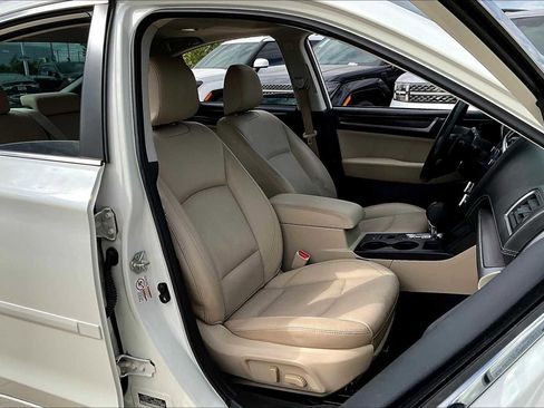 Used 2018 Subaru Legacy 2.5i Limited image 16