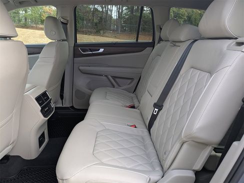 New 2026 Volkswagen Atlas SEL Premium R-Line image 14