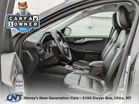 Used 2024 Ford Escape Platinum AWD/4WD image 3
