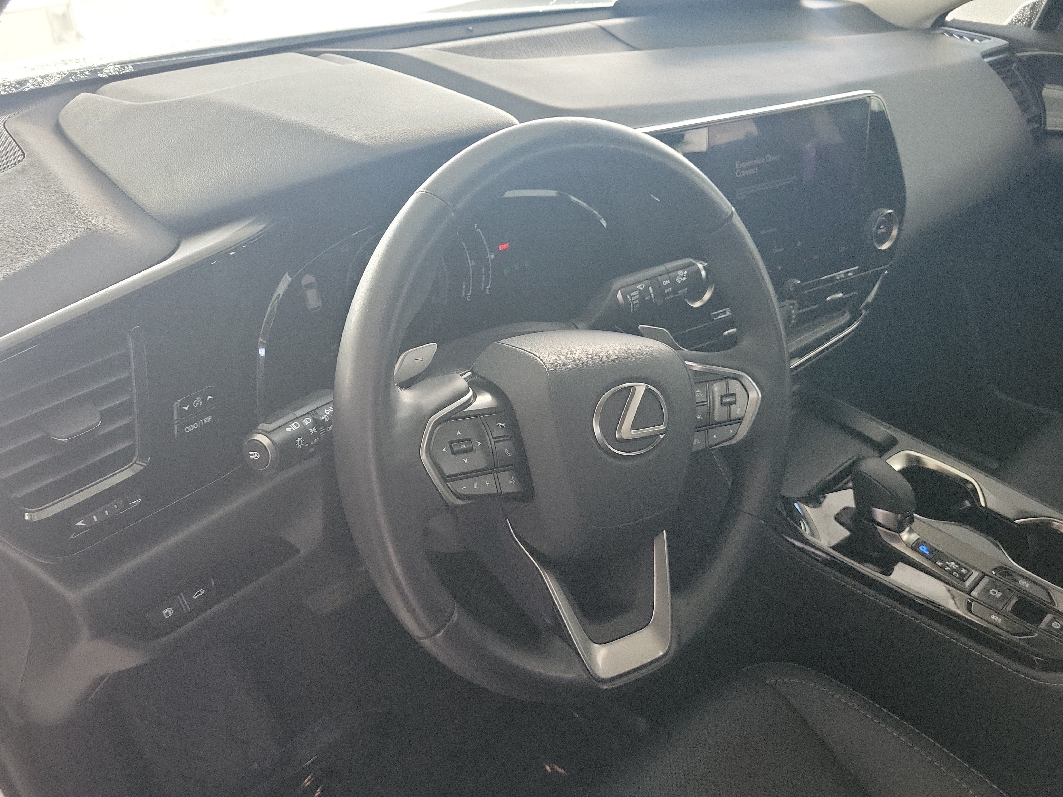 Certified 2024 Lexus NX 250 FWD w/ Towing Package (2000 Lbs) image 22