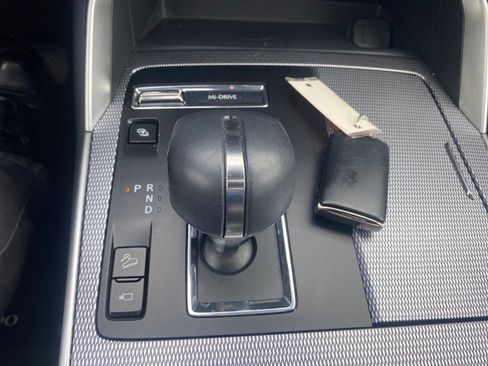 Certified 2024 MAZDA CX-90 Plug-In Hybrid w/ Premium Plus AWD/4WD image 13