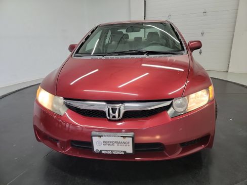 Used 2010 Honda Civic LX image 2