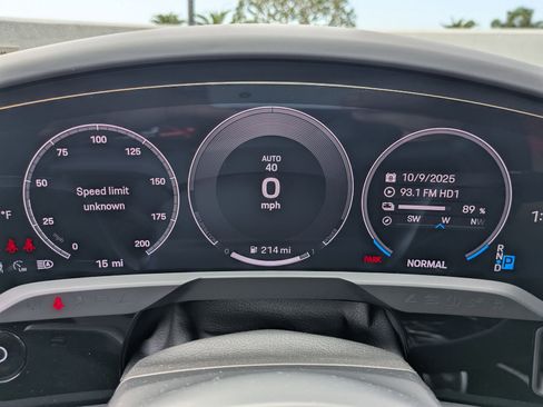 New 2025 Porsche Taycan image 16