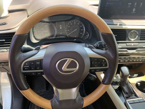 Used 2020 Lexus RX 450h AWD w/ Premium Package image 18