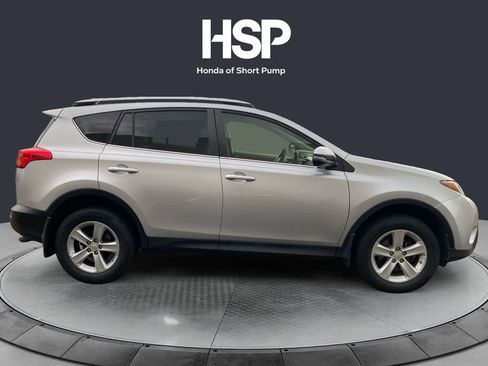 Used 2013 Toyota RAV4 XLE AWD/4WD image 6
