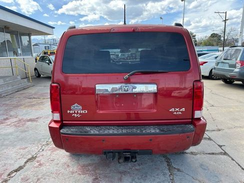 Used 2008 Dodge Nitro R/T image 6