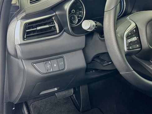 Certified 2025 Genesis G70 2.5T image 10