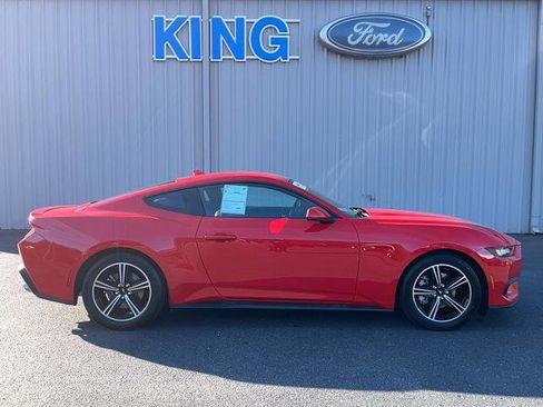 Certified 2025 Ford Mustang Premium image 1