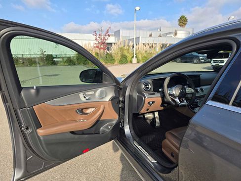Used 2019 Mercedes-Benz E 63 AMG S w/ Exterior Lighting Package image 21