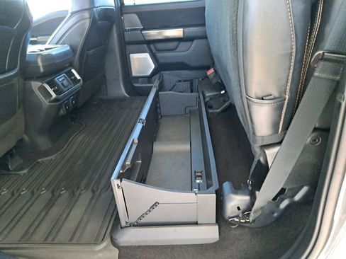 Used 2022 Toyota Camry SE image 23