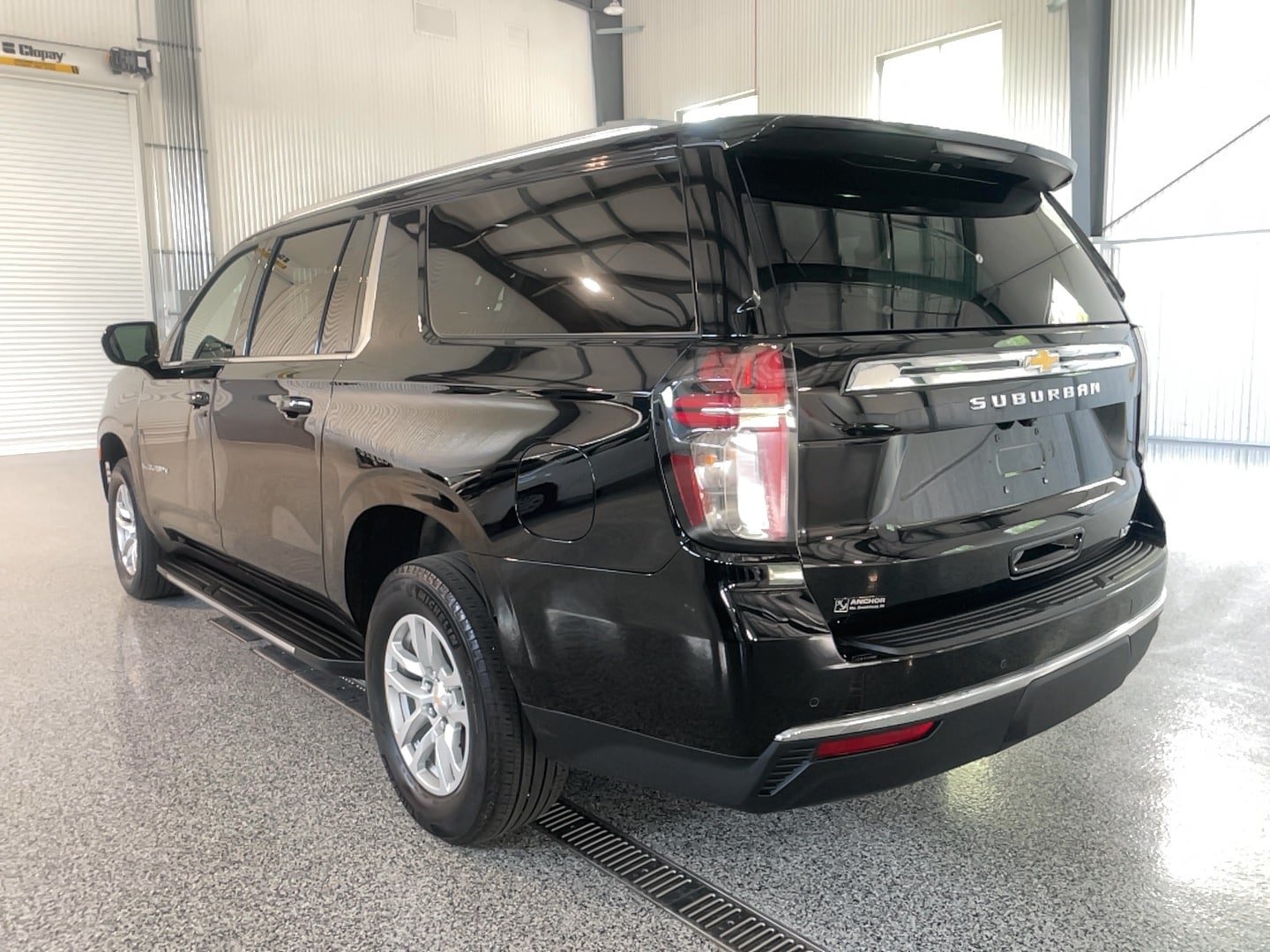 Used 2024 Chevrolet Suburban LT AWD/4WD image 20