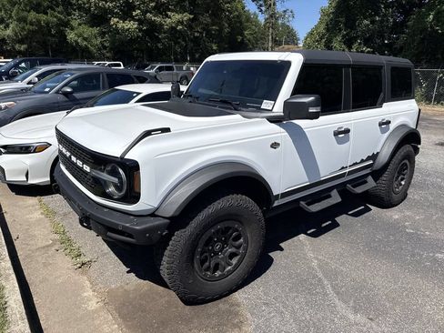 Used 2024 Ford Bronco Wildtrak AWD/4WD image 5
