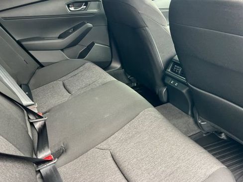 Used 2025 Honda Accord SE image 18