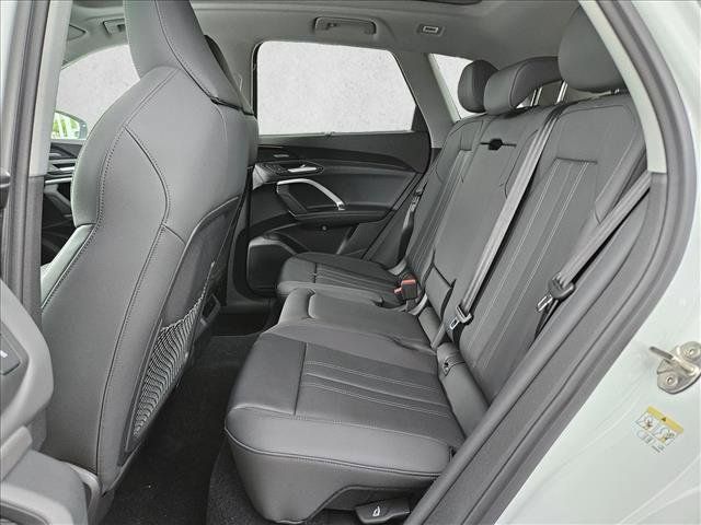 Certified 2025 Audi Q5 Premium Plus w/ Premium Plus AWD/4WD image 14
