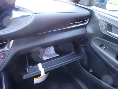 New 2026 Buick Envista Preferred w/ Convenience I Package FWD image 26