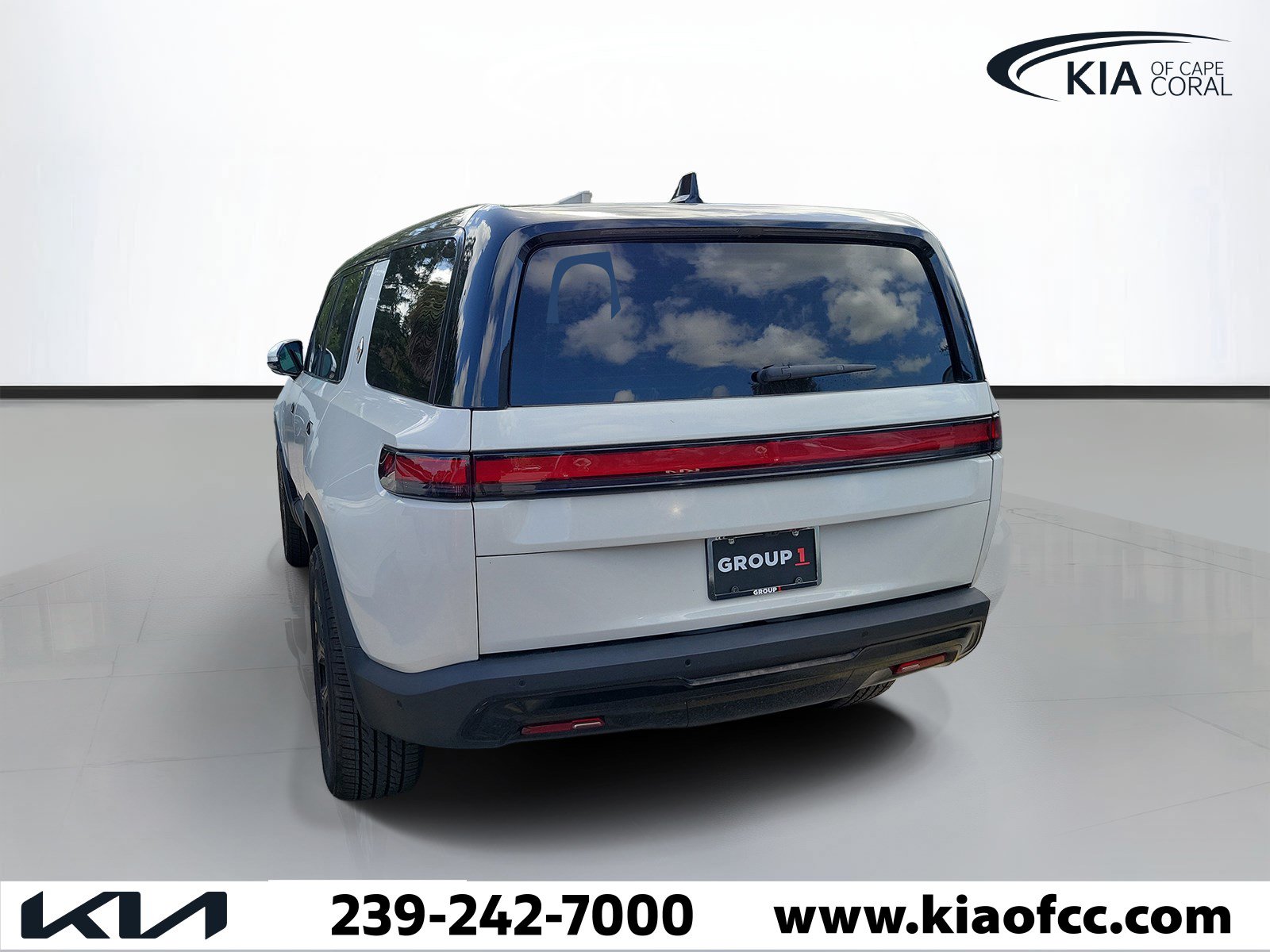Used 2023 Rivian R1S Launch Edition Quad AWD/4WD image 4